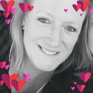 Meet your Posher, Debra